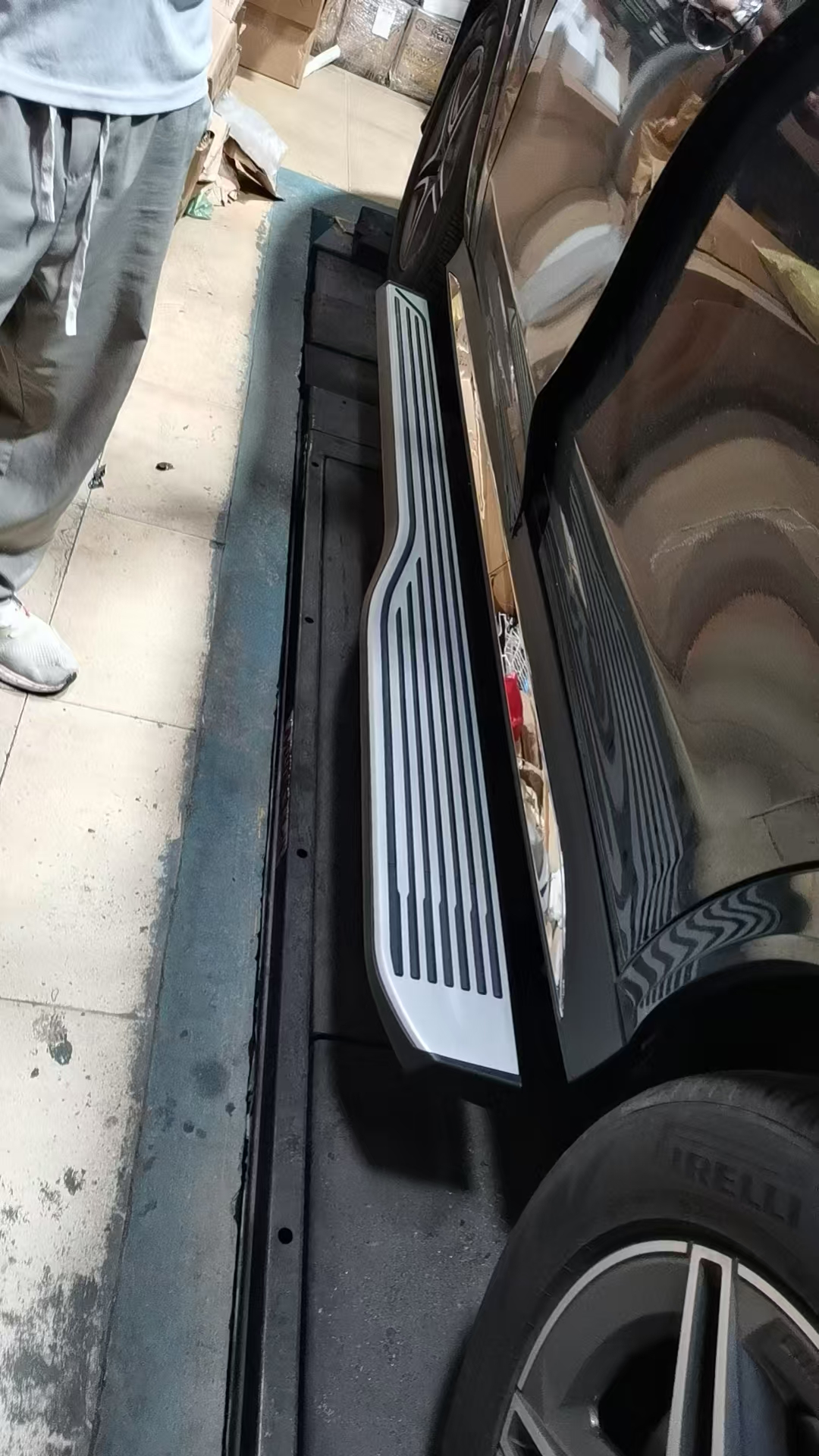 奔驰2022+款GLE/GLS迈巴赫款智能电动踏板