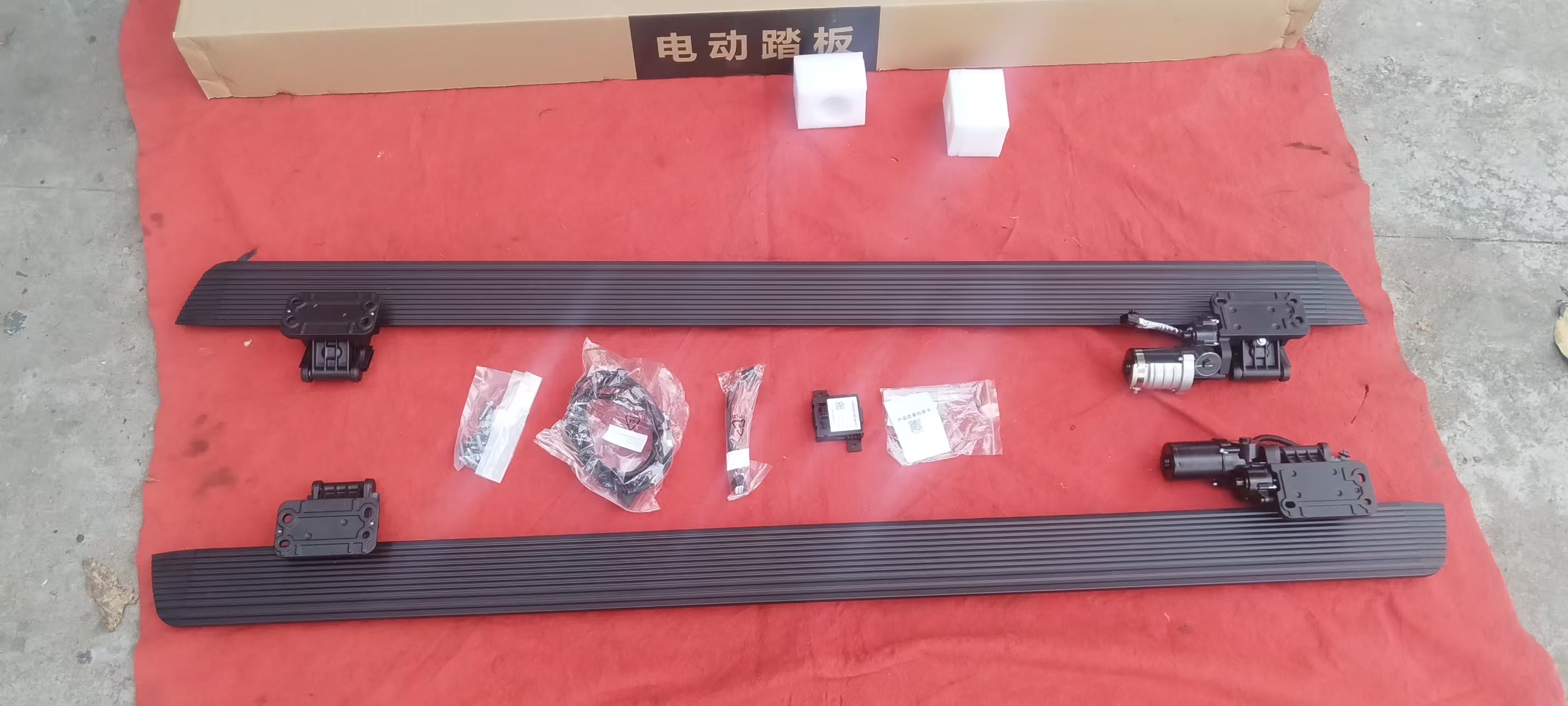 问界M8原厂款电动踏板（增程）25+